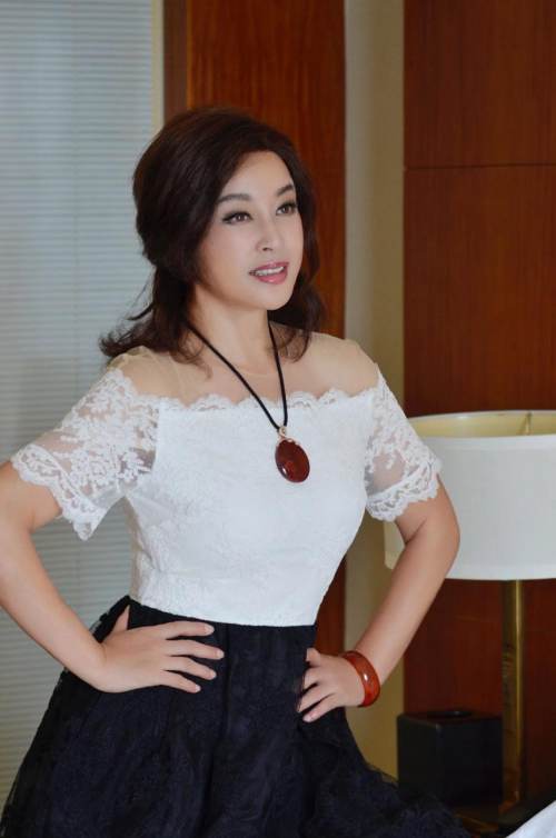 劉曉慶珠寶：斯人如玉，久過流年