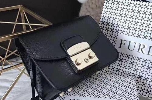 furla中國官網：這幾款人見人愛的包包 你值得擁有