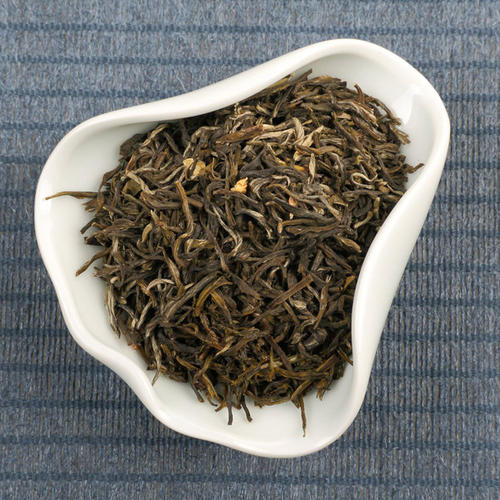 張一元茉莉花茶：湯清味濃，入口芳香回味無窮