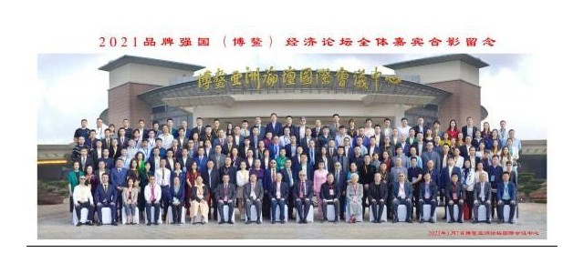 品牌強勢的優秀企業大鵬教育，年初又斬獲兩項大獎